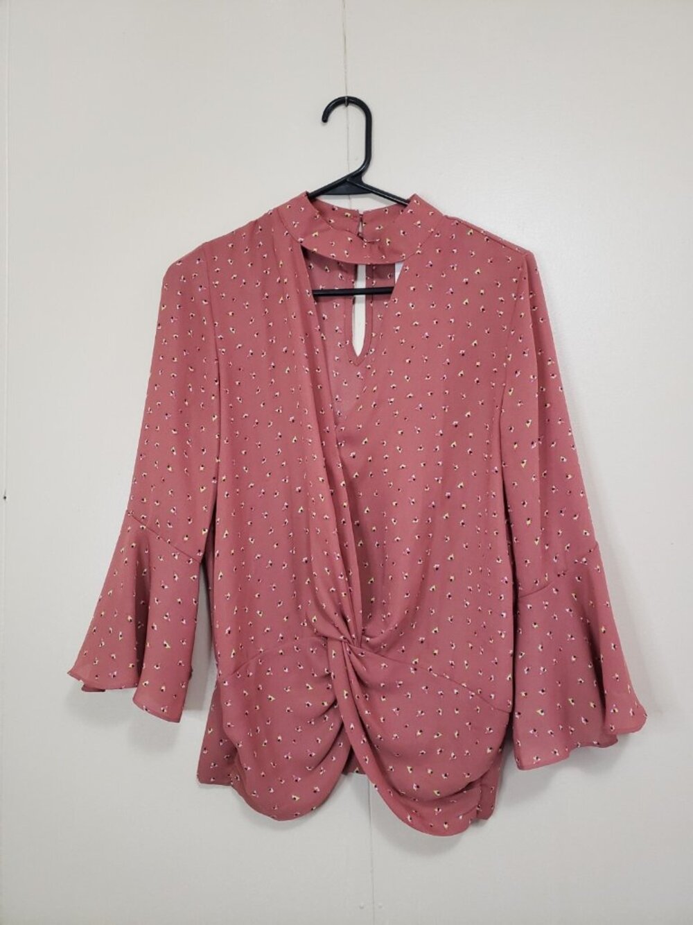 MM My Michelle Women M Blouse Pink Geo Faux Twist Flare Sleeve Plunge Office NWT